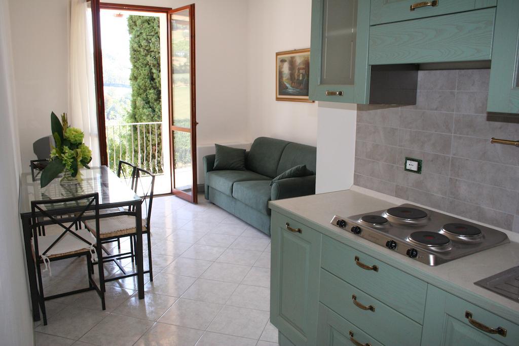 Residence Villa Degli Ulivi แบร์ตินอโร ภายนอก รูปภาพ
