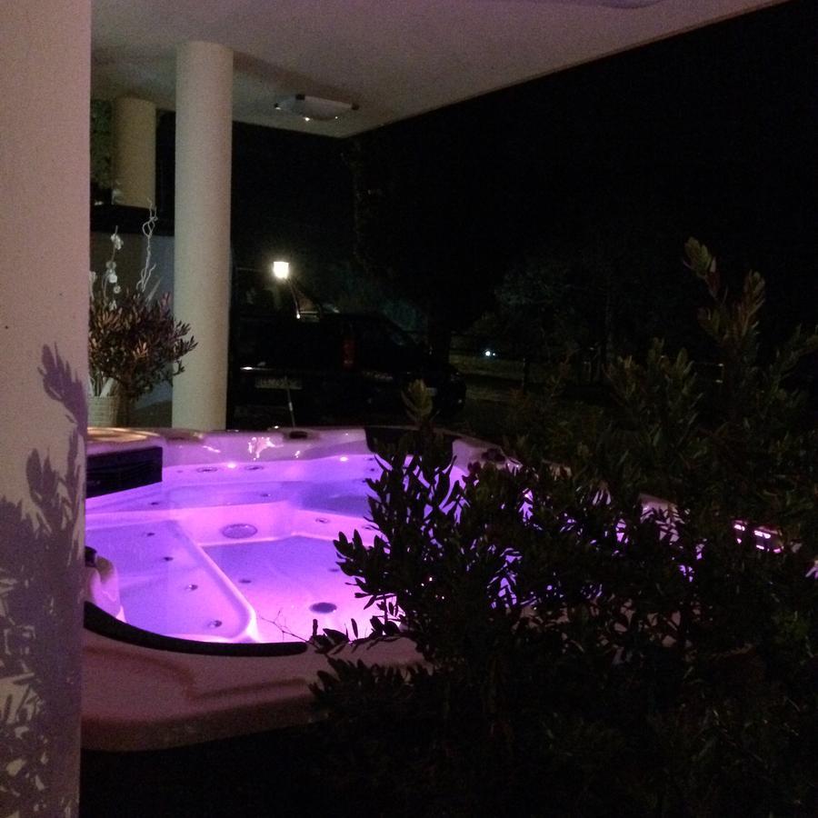 Residence Villa Degli Ulivi แบร์ตินอโร ภายนอก รูปภาพ